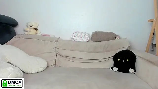 Snapshot of daeneryy chatting on November 7, 2025, 10:35 pm daeneryy online show from November 7, 2025, 10:35 pm