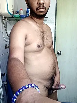 Mmm992170 online show from May 3, 2026, 7:24 am