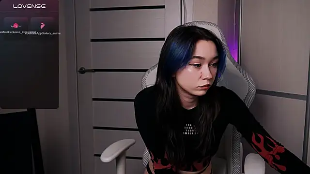 Kimiko   online show from May 5, 2026, 4:21 pm