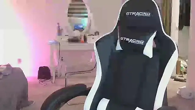 Snapshot of mollygordan chatting on October 11, 2025, 3:07 am mollygordan online show from October 11, 2025, 3:07 am