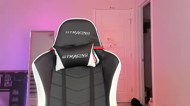 Snapshot of mollygordan chatting on September 30, 2025, 6:41 am mollygordan online show from September 30, 2025, 6:41 am