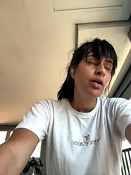 Blue butterfly online show from September 18, 2025, 2:42 pm