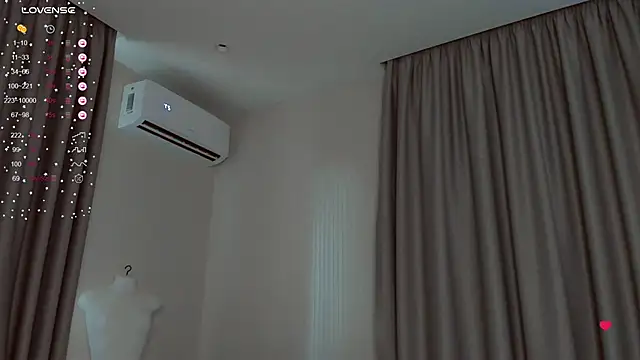 pretty girlnextdoor online show from September 13, 2025, 10:04 am