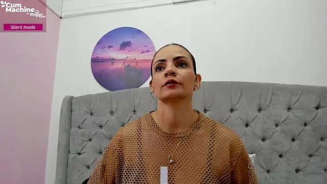 Snapshot of Valesskahall chatting on November 19, 2025, 12:05 pm Valesskahall online show from November 19, 2025, 12:05 pm