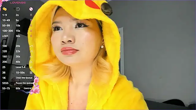 Xiao Mei  online show from May 22, 2026, 2:42 am