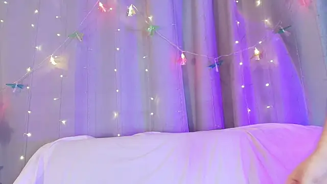 adara johnson   online show from February 16, 2026, 11:42 am