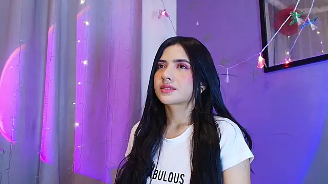 adara johnson   online show from February 25, 2026, 11:54 am