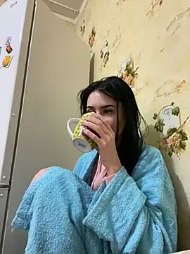 Snapshot of Starry_Siren chatting on February 20, 2025, 7:41 pm Starry Siren online show from February 20, 2025, 7:41 pm