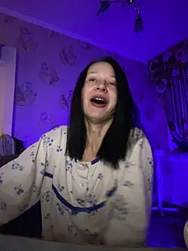 Snapshot of Starry_Siren chatting on December 14, 2024, 5:03 pm Starry Siren online show from December 14, 2024, 5:03 pm