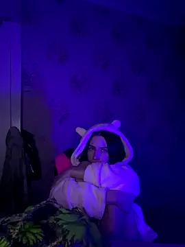 Snapshot of Starry_Siren chatting on December 6, 2024, 8:12 pm Starry Siren online show from December 6, 2024, 8:12 pm