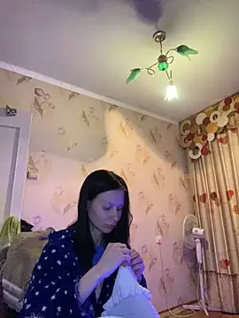 Snapshot of Starry_Siren chatting on December 10, 2024, 5:11 pm Starry Siren online show from December 10, 2024, 5:11 pm