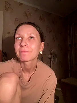 Snapshot of Starry_Siren chatting on November 30, 2025, 7:14 pm Starry Siren online show from November 30, 2025, 7:14 pm