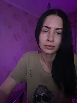 Snapshot of Starry_Siren chatting on September 9, 2025, 2:15 pm Starry Siren online show from September 9, 2025, 2:15 pm