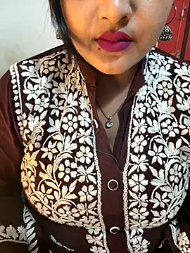 Snapshot of Ayesha_mahi chatting on November 22, 2025, 3:44 pm Ayesha mahi online show from November 22, 2025, 3:44 pm