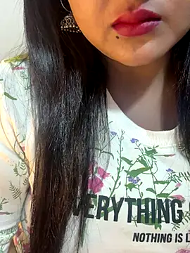 Snapshot of Ayesha_mahi chatting on December 3, 2025, 8:36 am Ayesha mahi online show from December 3, 2025, 8:36 am