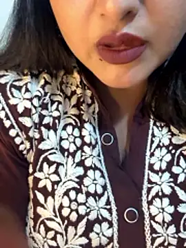 Snapshot of Ayesha_mahi chatting on October 24, 2025, 9:19 am Ayesha mahi online show from October 24, 2025, 9:19 am