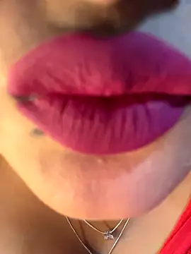 Snapshot of Ayesha_mahi chatting on November 13, 2025, 12:09 pm Ayesha mahi online show from November 13, 2025, 12:09 pm