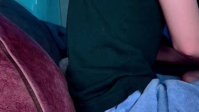 Snapshot of AgnesMillerS chatting on December 5, 2024, 10:28 am AgnesMillerS online show from December 5, 2024, 10:28 am