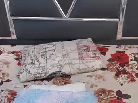 Snapshot of roseendoo1 chatting on July 15, 2026, 2:40 am roseendoo1 online show from July 15, 2026, 2:40 am