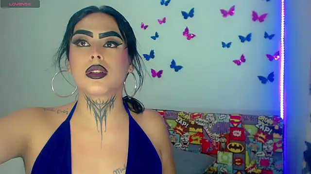 Snapshot of Perla_Hotcortes chatting on June 7, 2026, 6:18 am Perla Hotcortes online show from June 7, 2026, 6:18 am