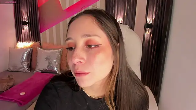 emily layton online show from March 20, 2025, 2:32 pm