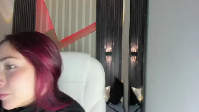 emily layton online show from March 4, 2026, 12:07 am