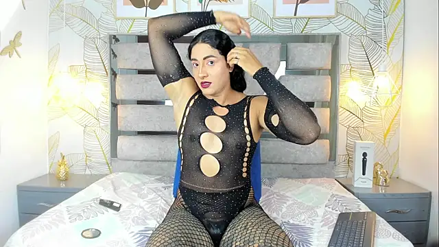 Snapshot of Alison_Chan_ chatting on May 30, 2026, 10:04 pm Alison Chan online show from May 30, 2026, 10:04 pm