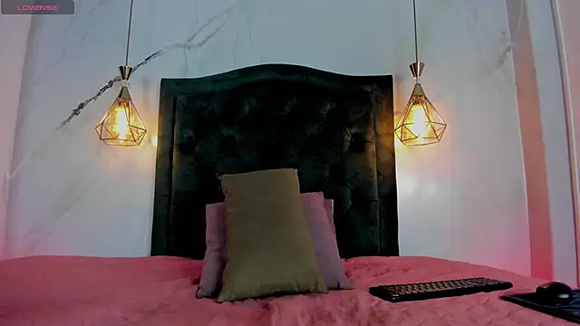 Snapshot of annyvans chatting on November 21, 2025, 9:25 pm annyvans online show from November 21, 2025, 9:25 pm