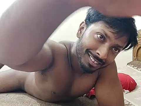 Snapshot of HunkyAriyan chatting on February 21, 2026, 11:51 pm HunkyAriyan online show from February 21, 2026, 11:51 pm