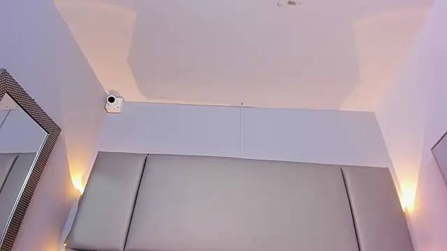 tifanyhills  online show from January 10, 2025, 1:42 am