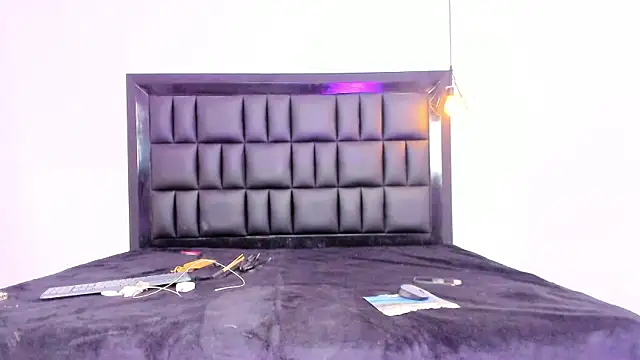 Snapshot of MIA_SOPHIA1 chatting on September 26, 2025, 5:47 am MIA SOPHIA1 online show from September 26, 2025, 5:47 am