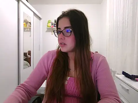 maliamiller online show from May 29, 2026, 9:04 am