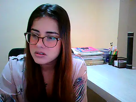 Snapshot of maliamiller chatting on September 22, 2025, 1:06 pm maliamiller online show from September 22, 2025, 1:06 pm