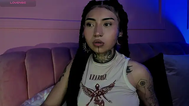 Evangeline bell online show from March 10, 2025, 6:45 pm