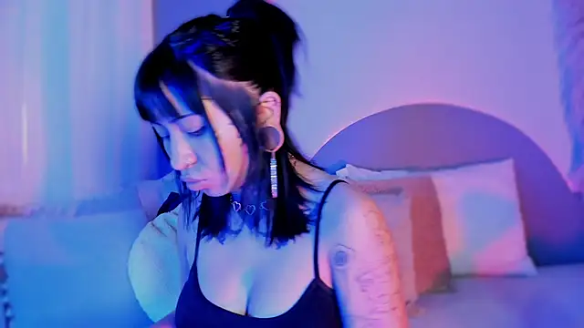 Evangeline bell online show from September 15, 2025, 2:50 pm