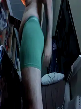 Snapshot of KeptupHack chatting on October 16, 2025, 5:38 am KeptupHack online show from October 16, 2025, 5:38 am