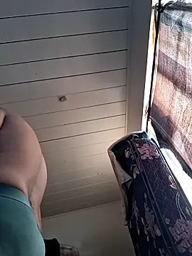 Snapshot of KeptupHack chatting on October 15, 2025, 5:32 pm KeptupHack online show from October 15, 2025, 5:32 pm