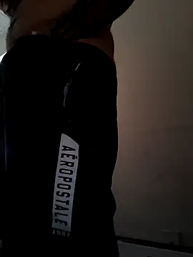 Snapshot of KeptupHack chatting on November 2, 2025, 3:50 pm KeptupHack online show from November 2, 2025, 3:50 pm