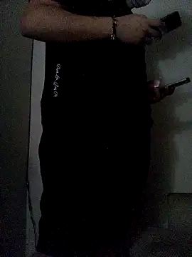 Snapshot of KeptupHack chatting on November 18, 2025, 3:10 am KeptupHack online show from November 18, 2025, 3:10 am