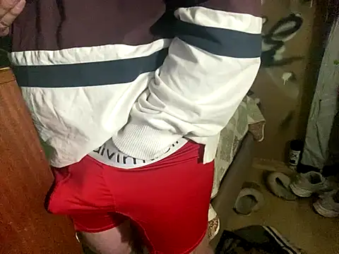 Snapshot of KeptupHack chatting on December 16, 2025, 7:45 am KeptupHack online show from December 16, 2025, 7:45 am