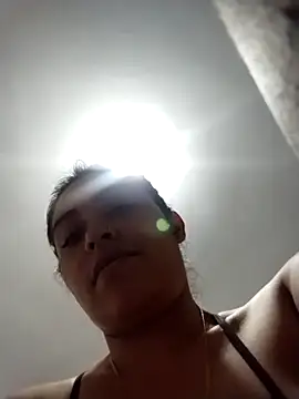 Aisha 09 online show from April 16, 2026, 2:07 pm