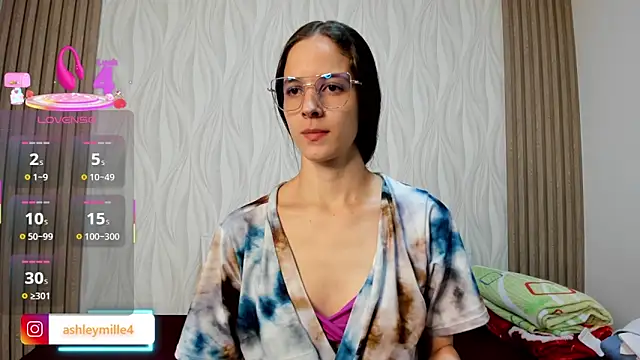  ashleymiller online show from April 3, 2026, 7:09 pm