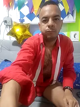 Snapshot of latinmartin73 chatting on September 28, 2025, 2:46 pm latinmartin73 online show from September 28, 2025, 2:46 pm