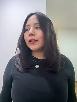 kittyfresita online show from November 14, 2025, 2:37 am