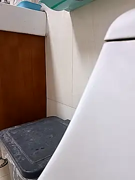 huzi518 online show from February 11, 2026, 1:33 pm