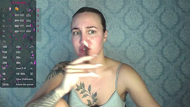 Snapshot of Stasia_Queen chatting on January 9, 2025, 1:24 pm Stasia Queen online show from January 9, 2025, 1:24 pm