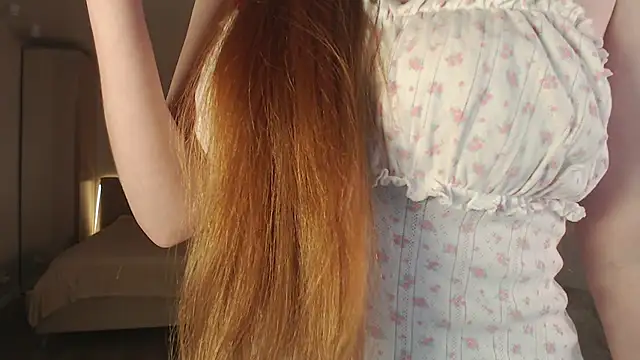 lulu moonmoon online show from February 25, 2025, 2:26 pm