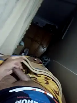 Snapshot of MostafaJr97 chatting on March 6, 2026, 2:28 am MostafaJr97 online show from March 6, 2026, 2:28 am