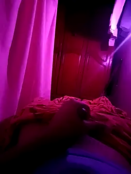 Snapshot of MostafaJr97 chatting on November 10, 2025, 12:37 am MostafaJr97 online show from November 10, 2025, 12:37 am