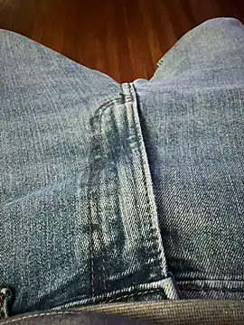 jrizz215 online show from March 26, 2026, 12:58 pm